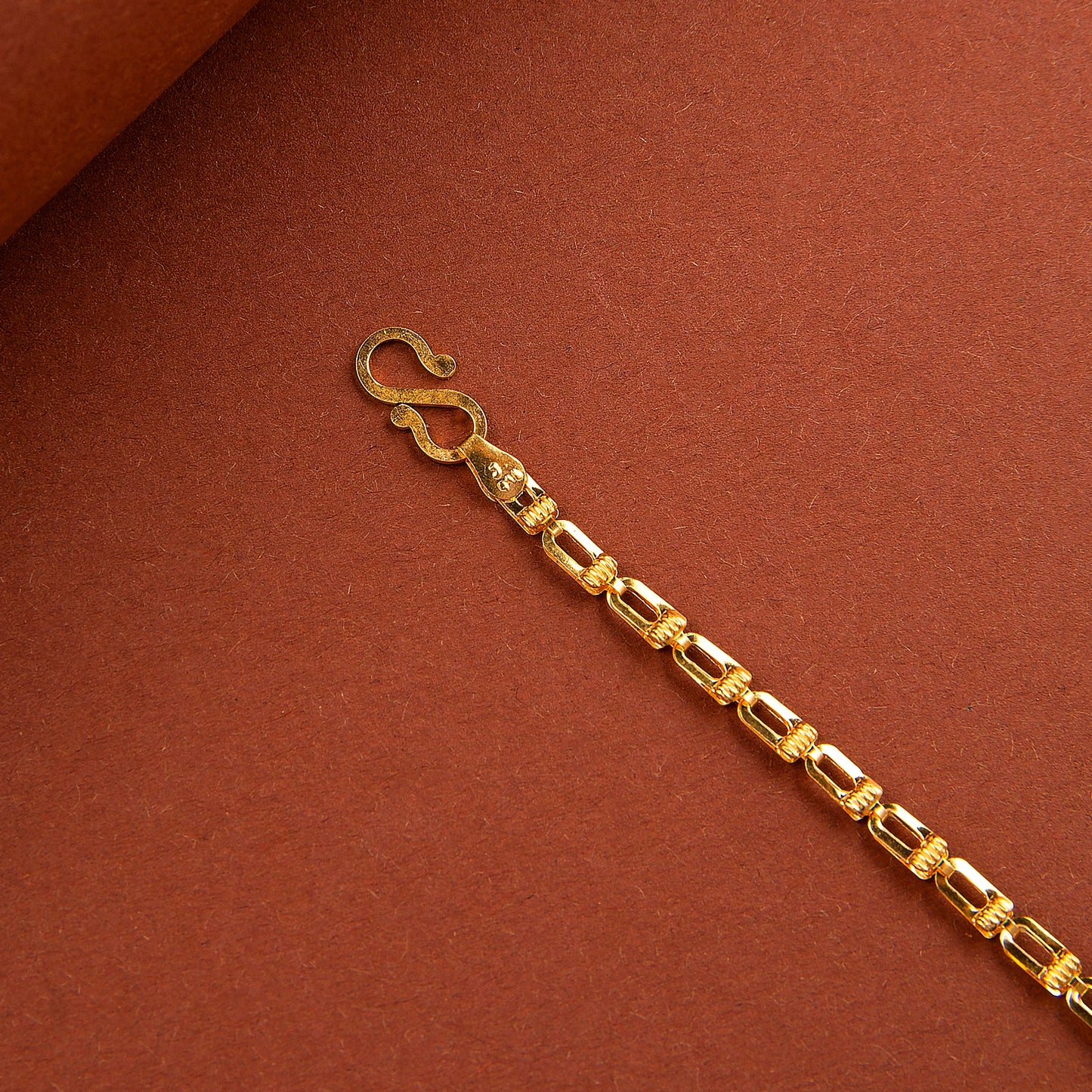 22KT Sadhana Chain