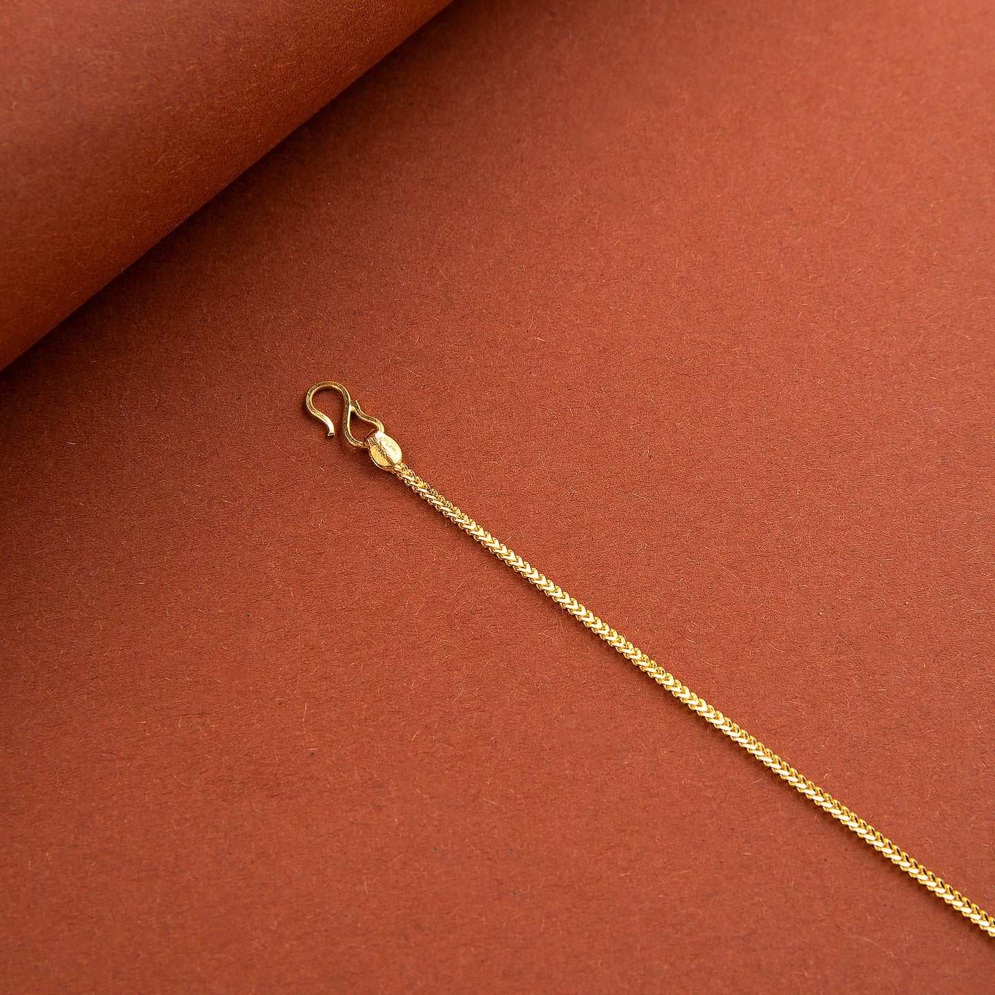 22KT Neelam Chain
