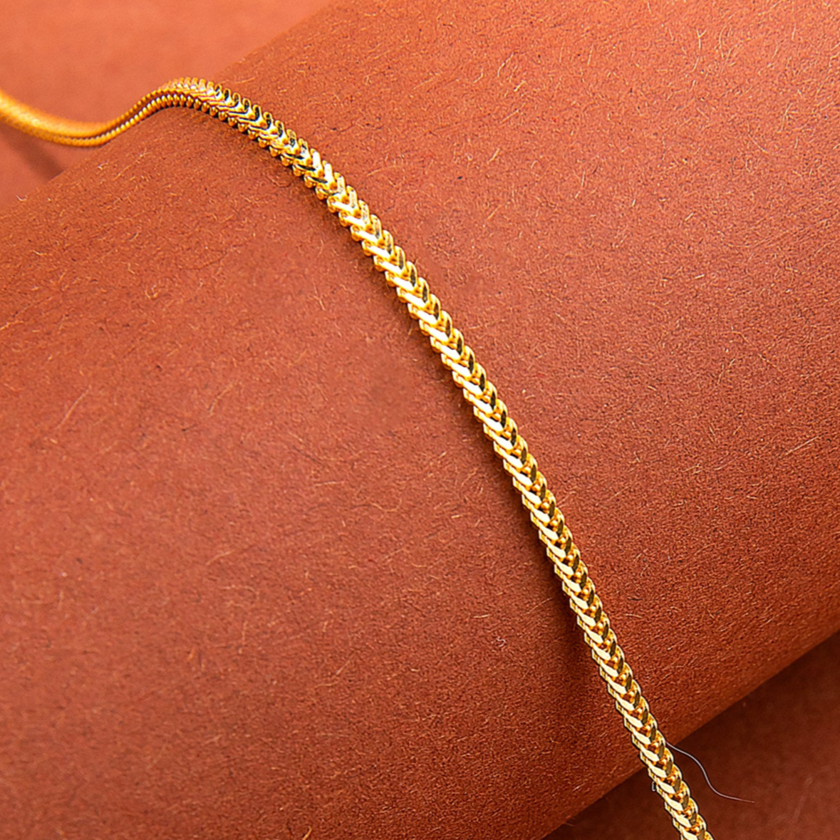22KT Neelam Chain