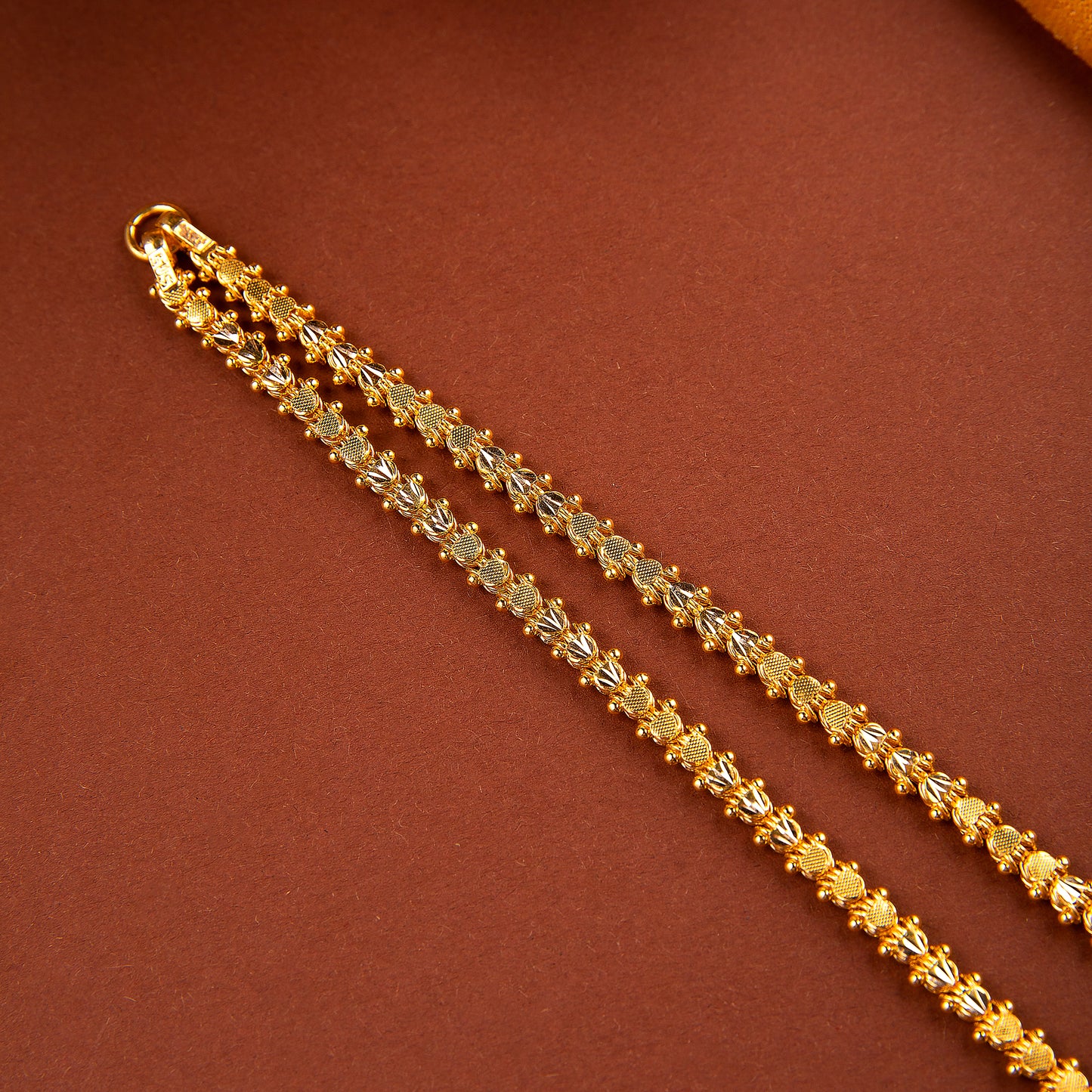 22KT Radhika Chain