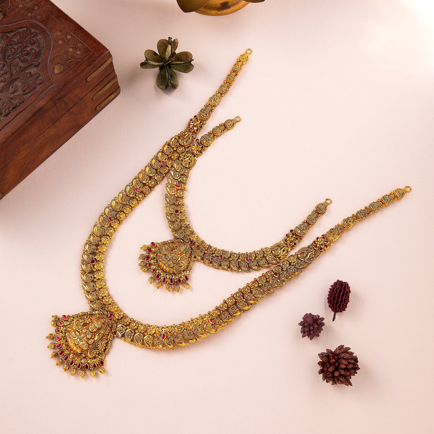 22KT Sophie Antique Necklace