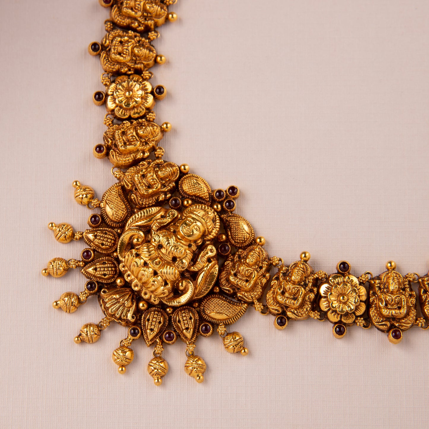 22KT CarolineAntique Necklace