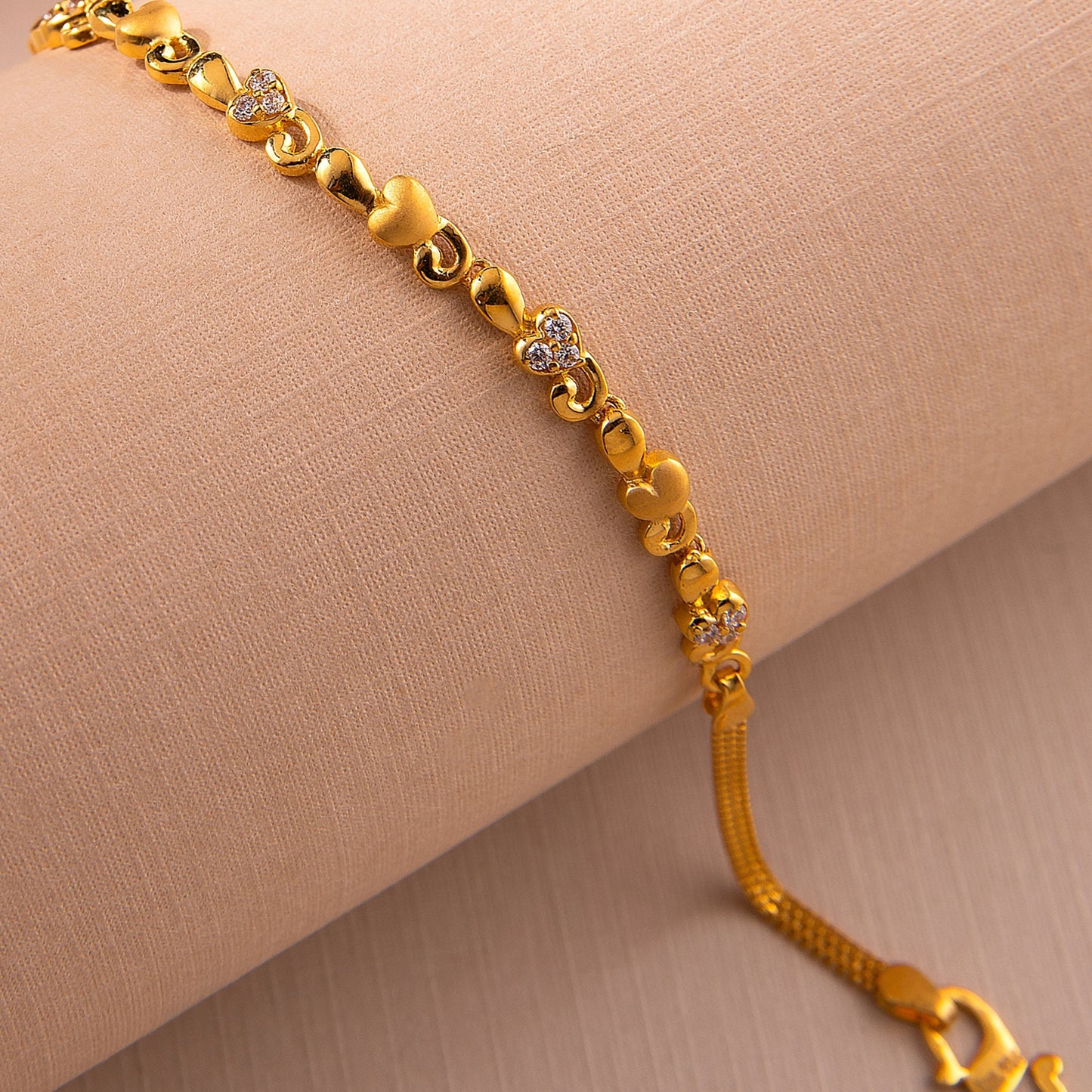 22KT Jasmine Bracelet