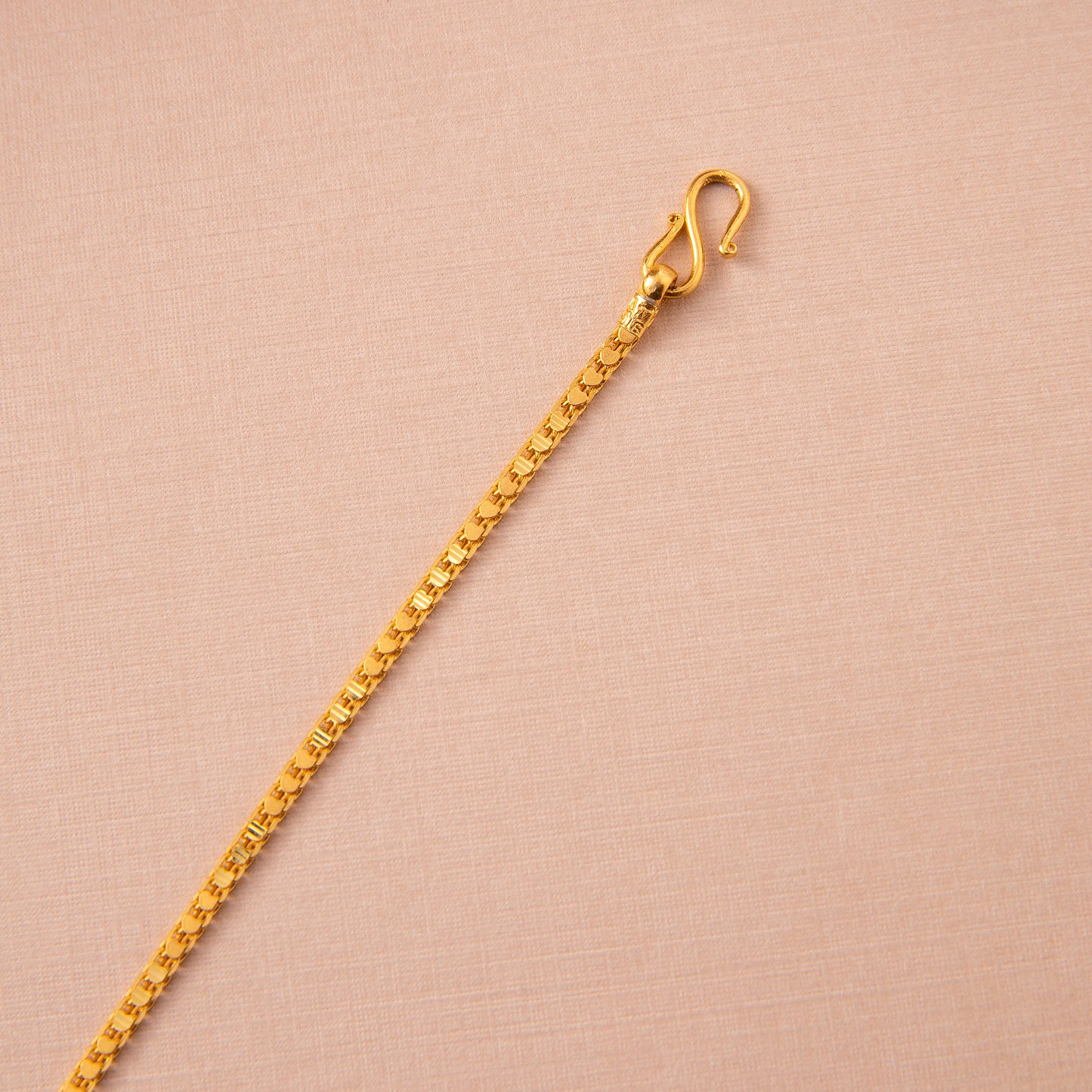 22KT Jahnavi Chain