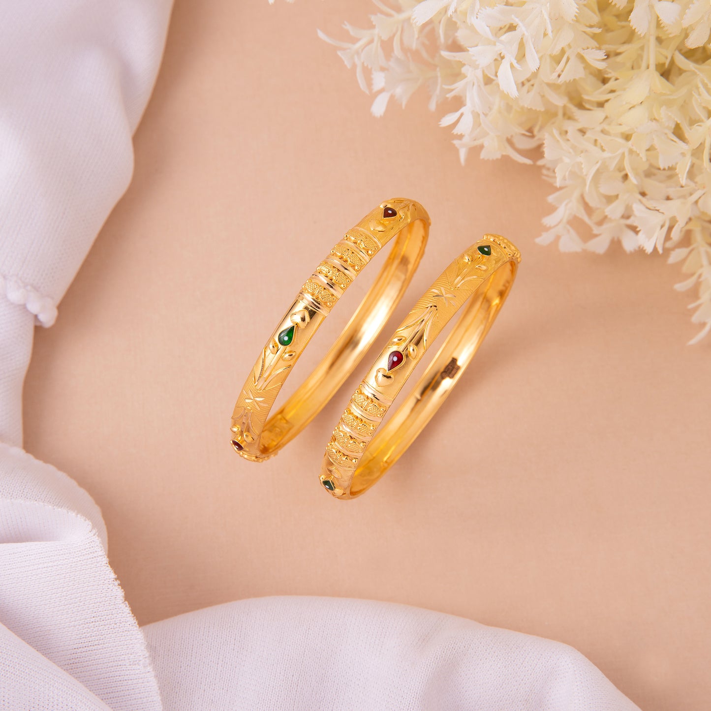 22KT Yogita Bangle