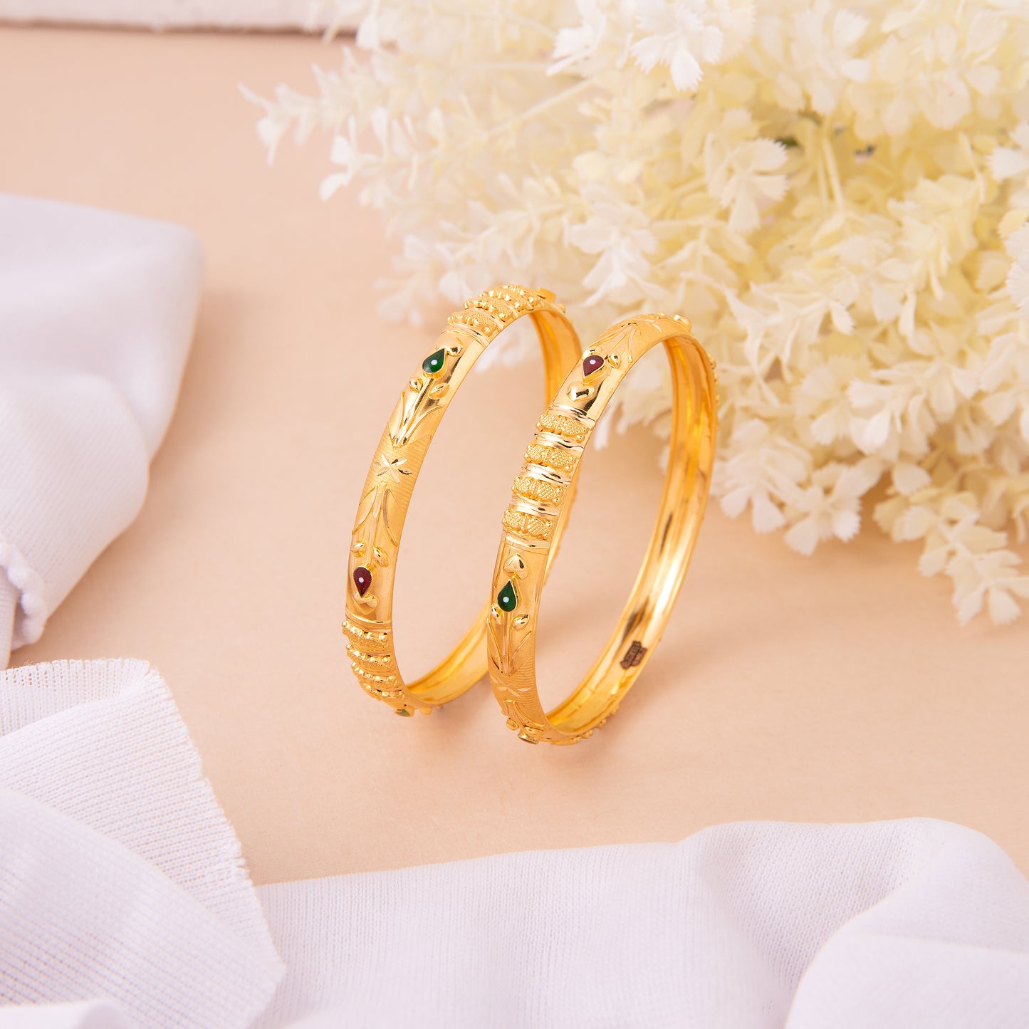 22KT Yogita Bangle