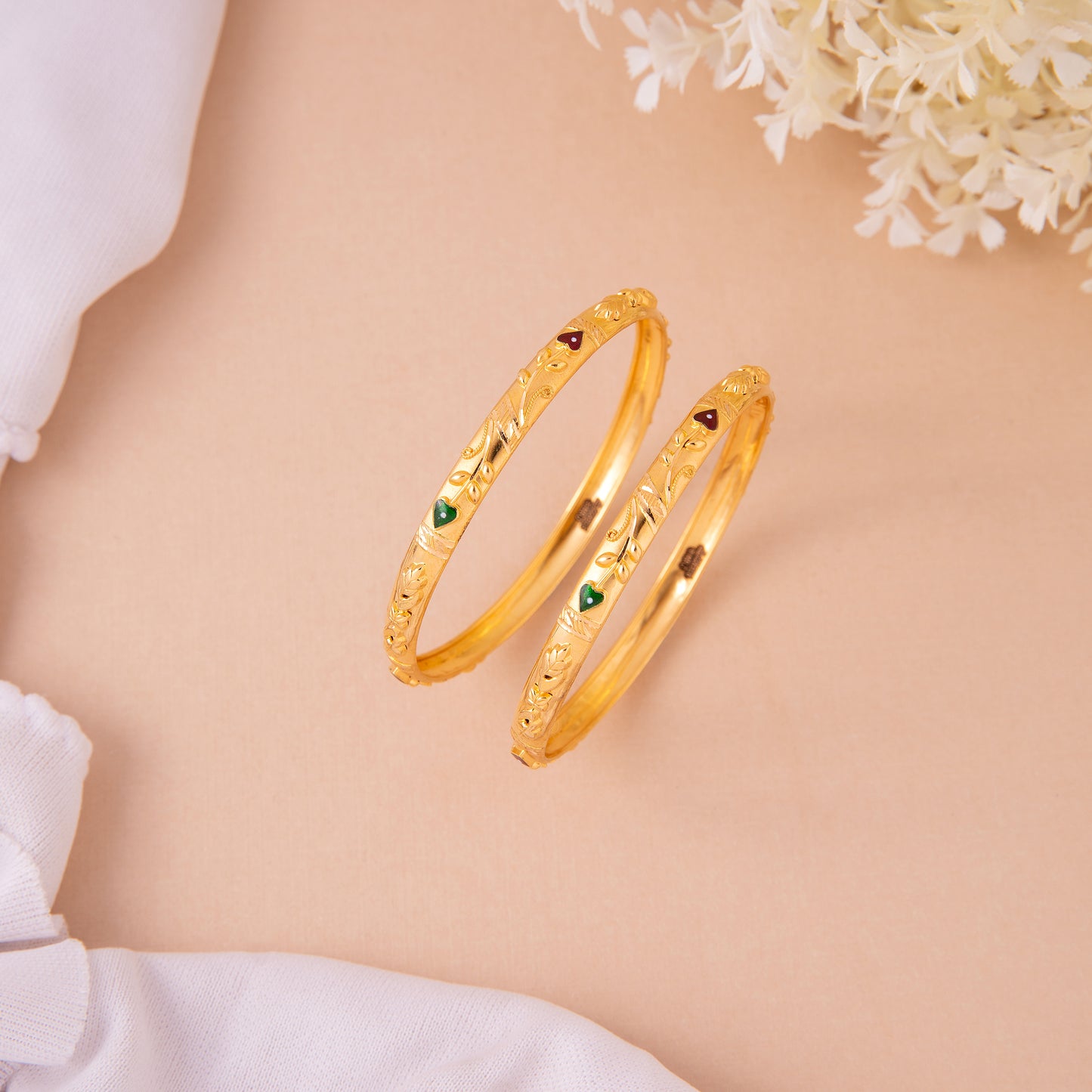 22KT Yashika Bangle
