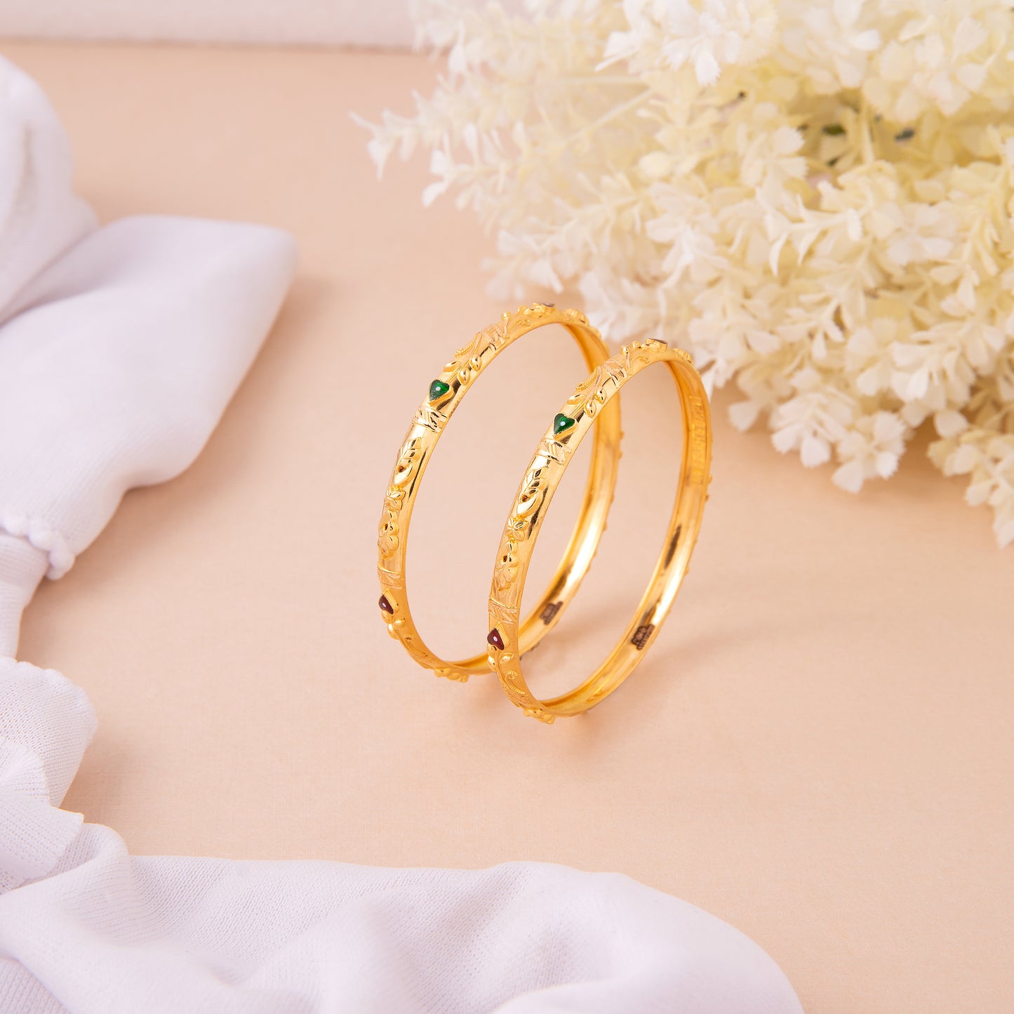 22KT Yashika Bangle