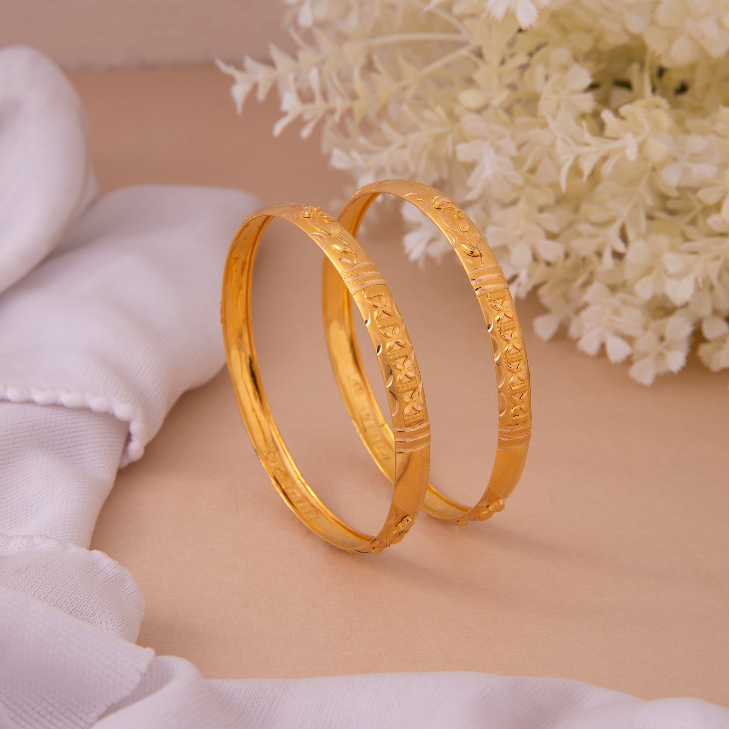 22KT Yamini Bangle
