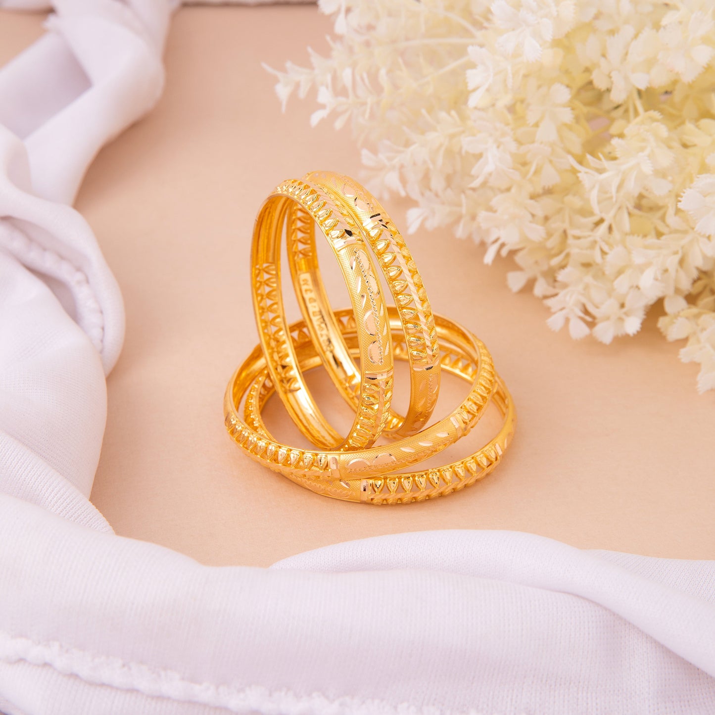 22KT Tara Bangle
