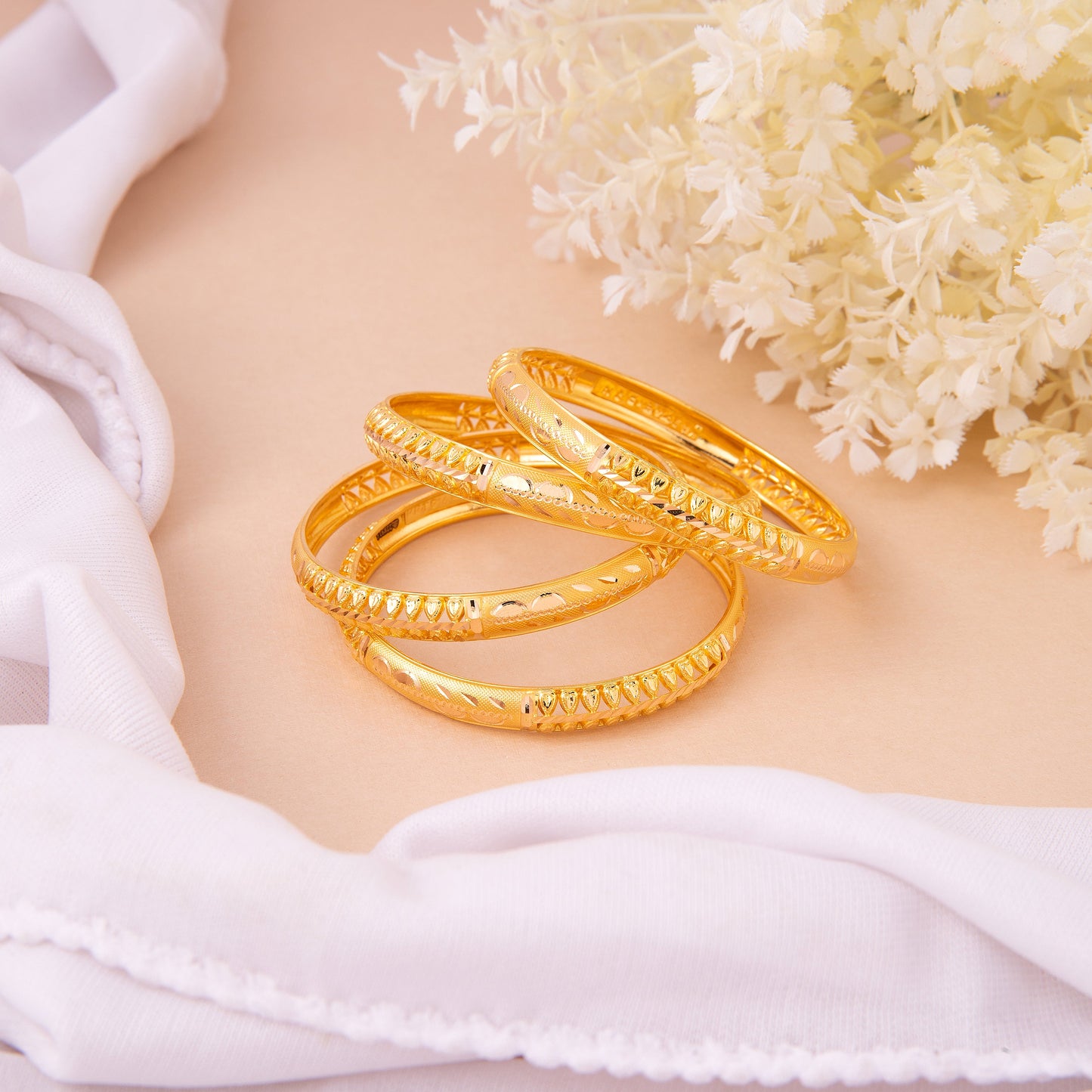 22KT Tara Bangle