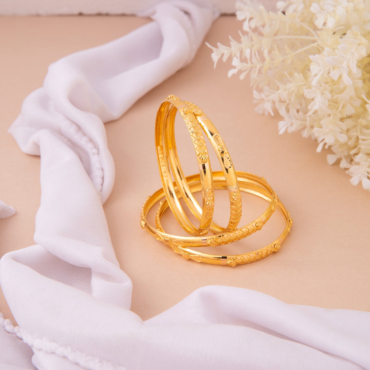 22KT Tripti Bangle