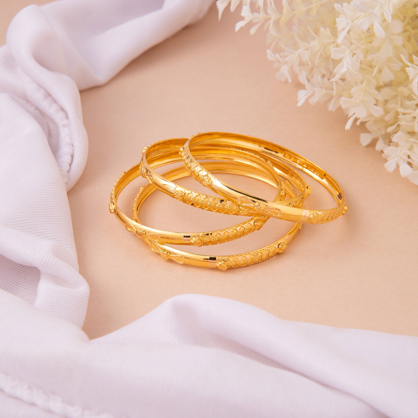 22KT Tripti Bangle