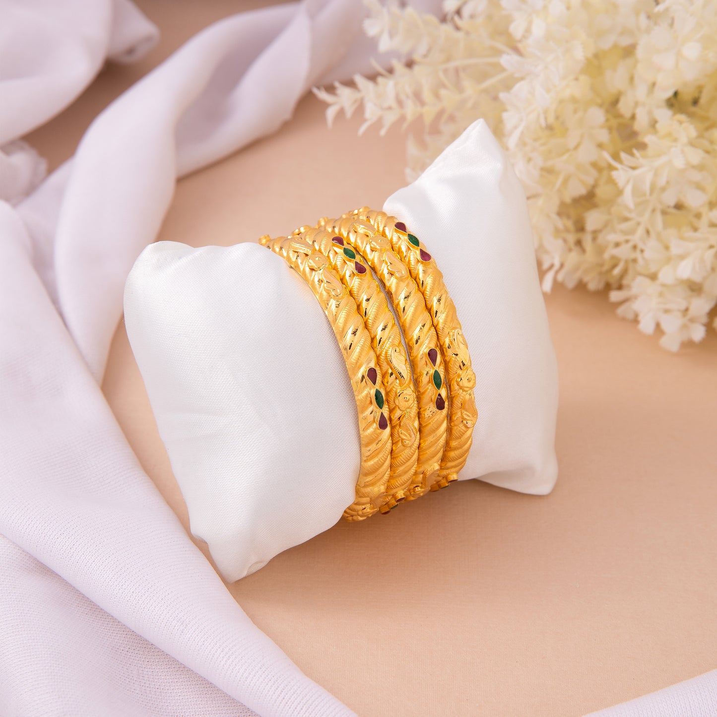 22KT Suchitra Bangle