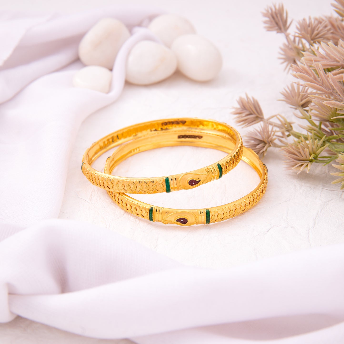 22KT Sadhana Bangle