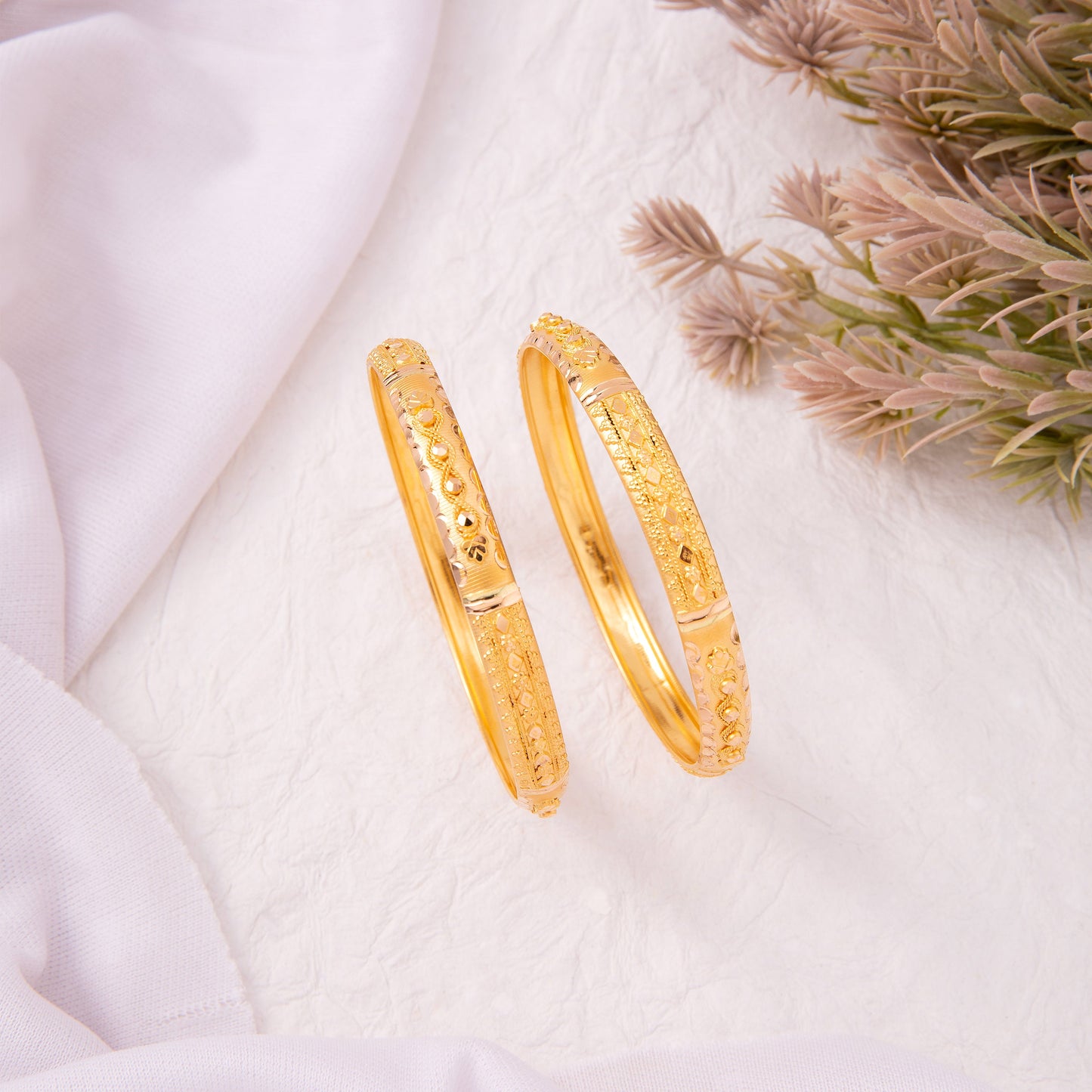 22KT Radha Bangle