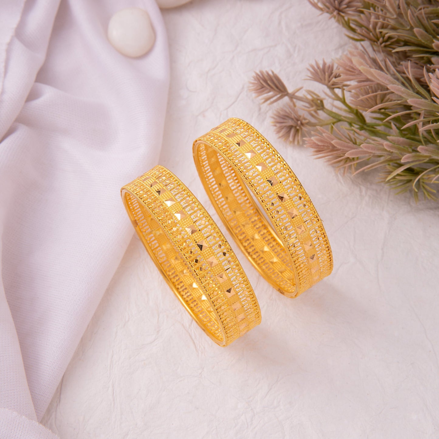 22KT Nupur Bangle