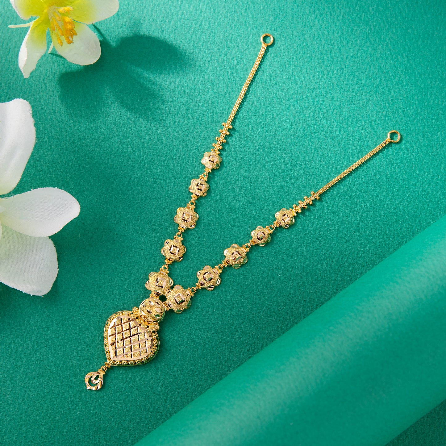 22KT Anvi Necklace