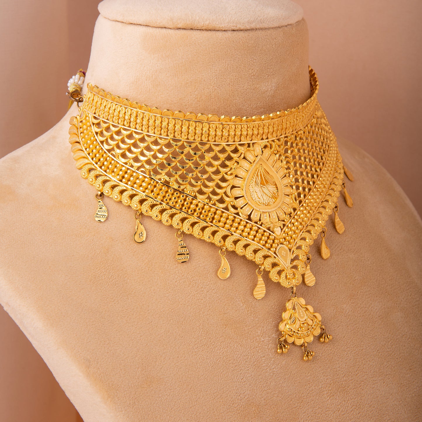 22KT Devika Choker