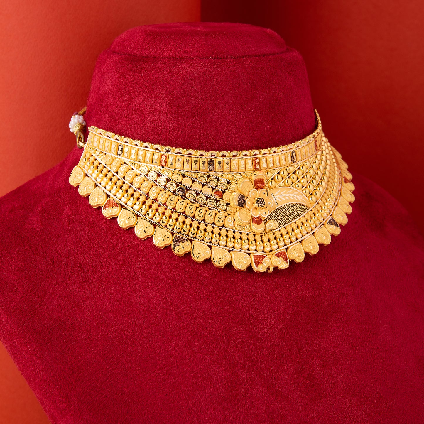 22KT Sakshi  Choker