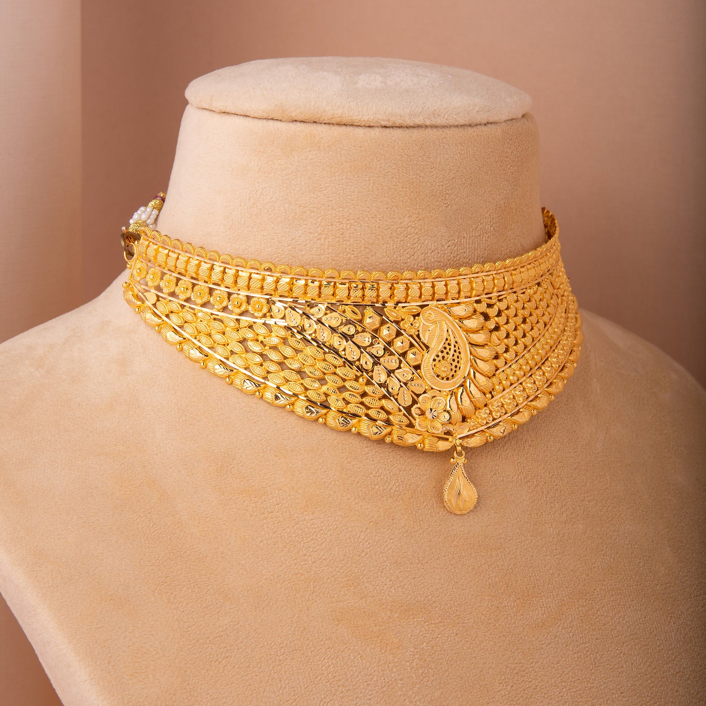 22KT Meera  Choker