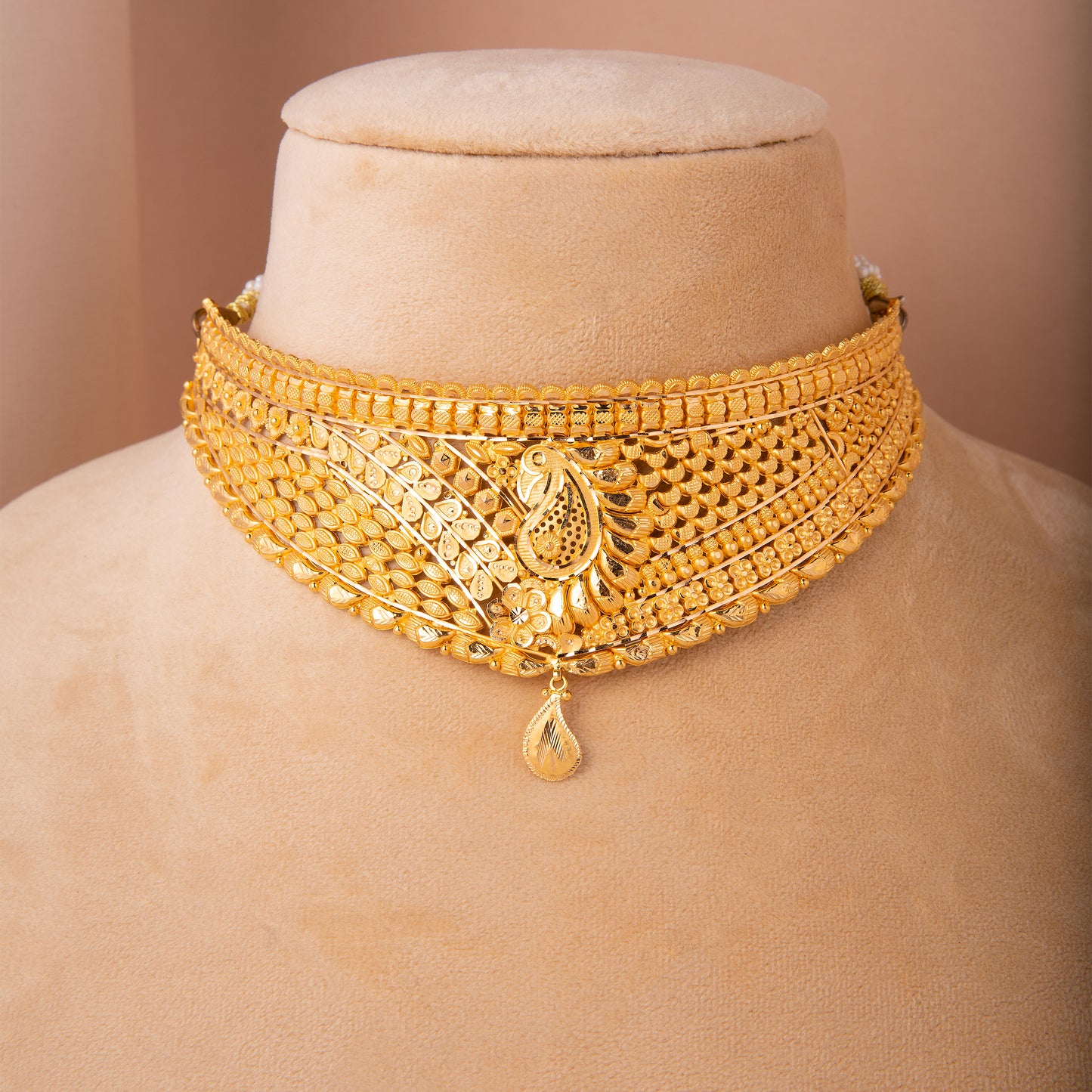 22KT Meera  Choker