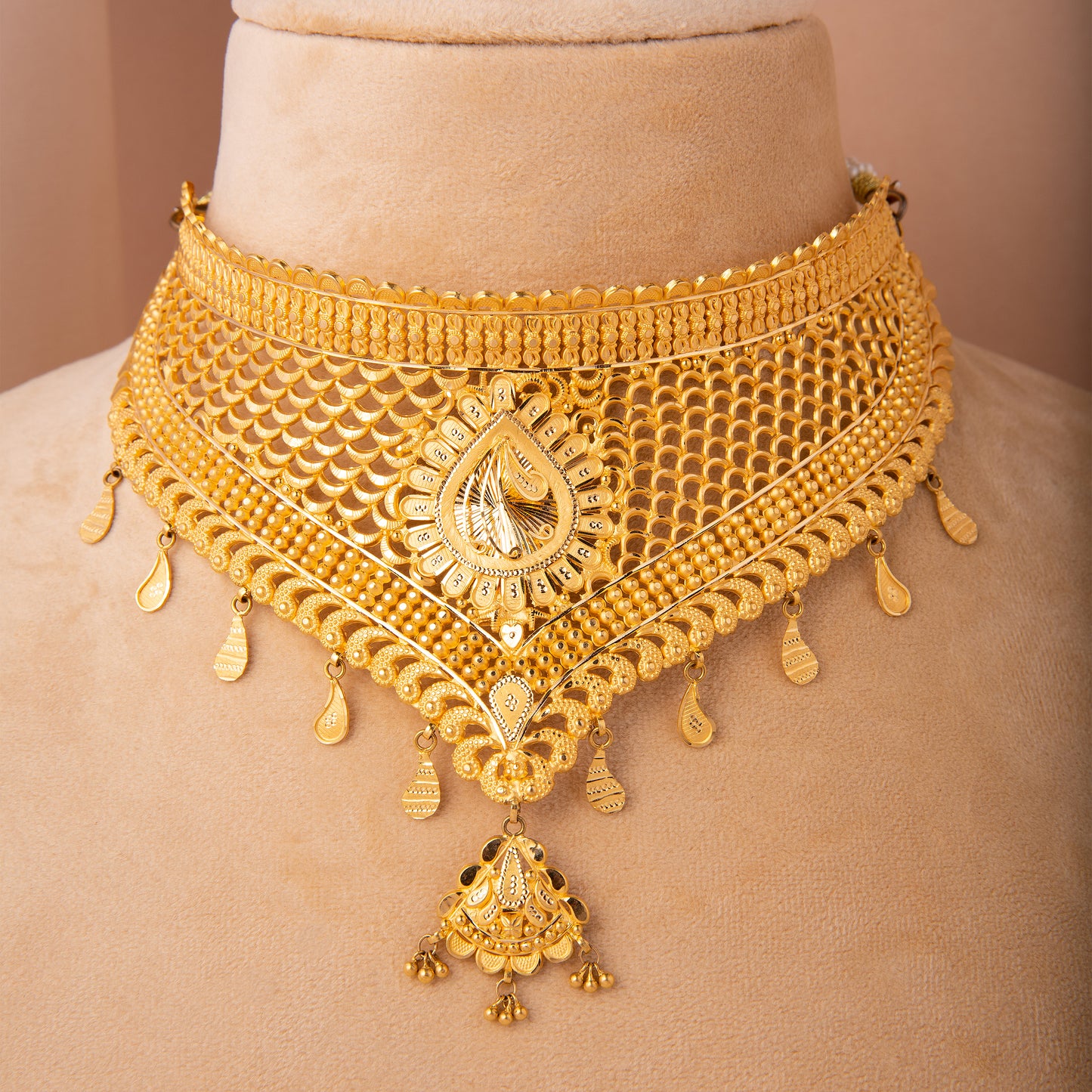 22KT Devika  Choker